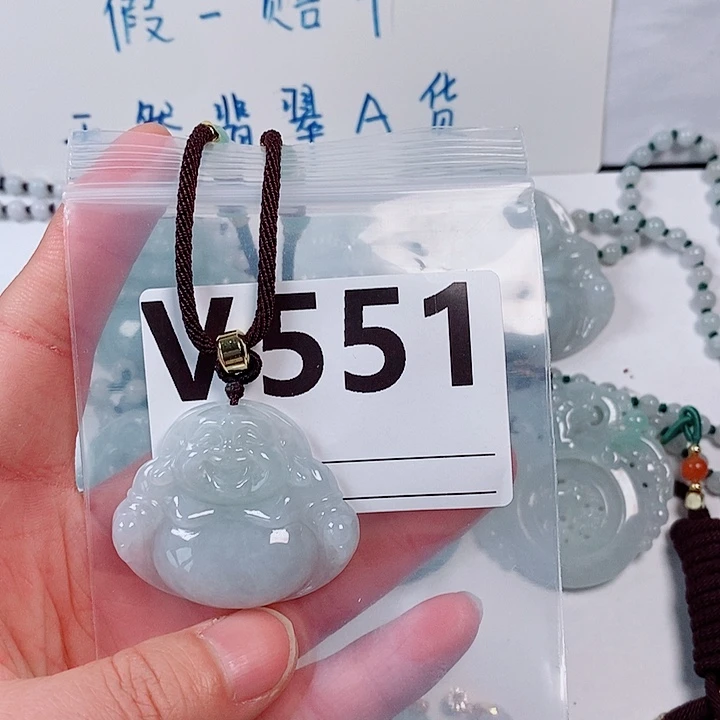 翡翠颈饰未镶嵌天然