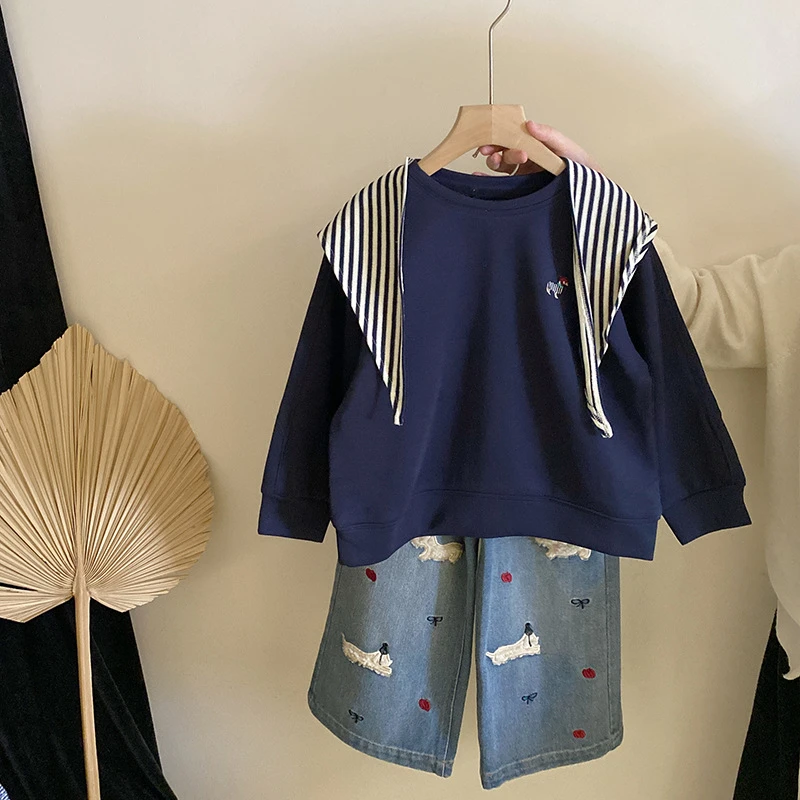 R25041韩版女童春季可拆卸条纹丝巾圆领卫衣卡通小狗牛仔裤套装