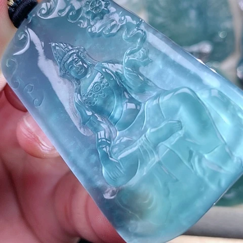 【闪购商品】翡翠颈饰未镶嵌天然翡翠