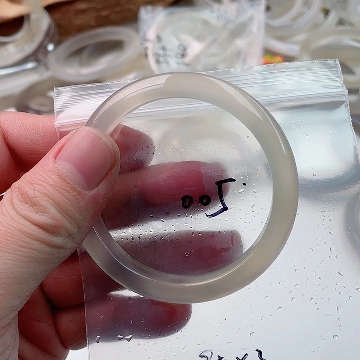 玛瑙/玉髓手镯未镶嵌?005