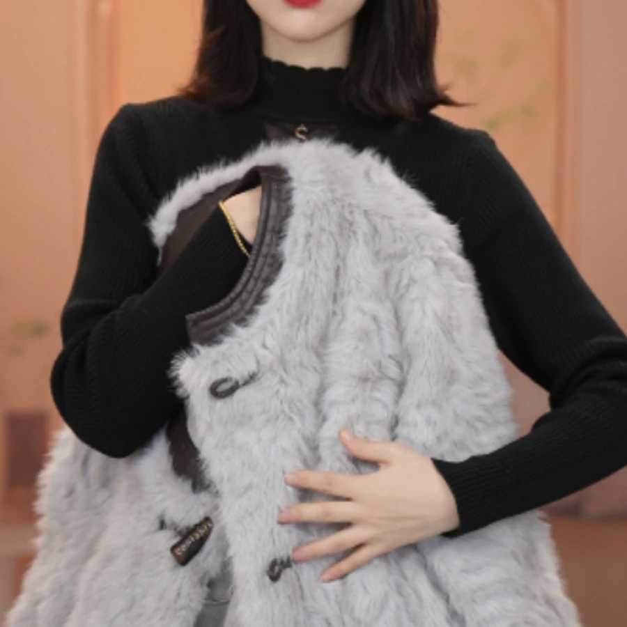 海宁毛毛一体外套女2024年冬季新款时尚保暖中老年上衣外套女