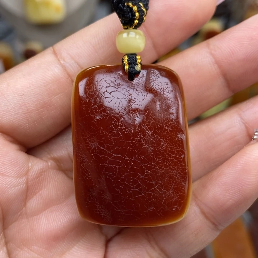 【闪购商品】琥珀颈饰未镶嵌