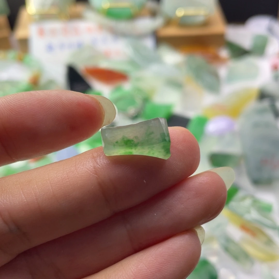 定制翡翠未镶嵌天然缅甸翡翠