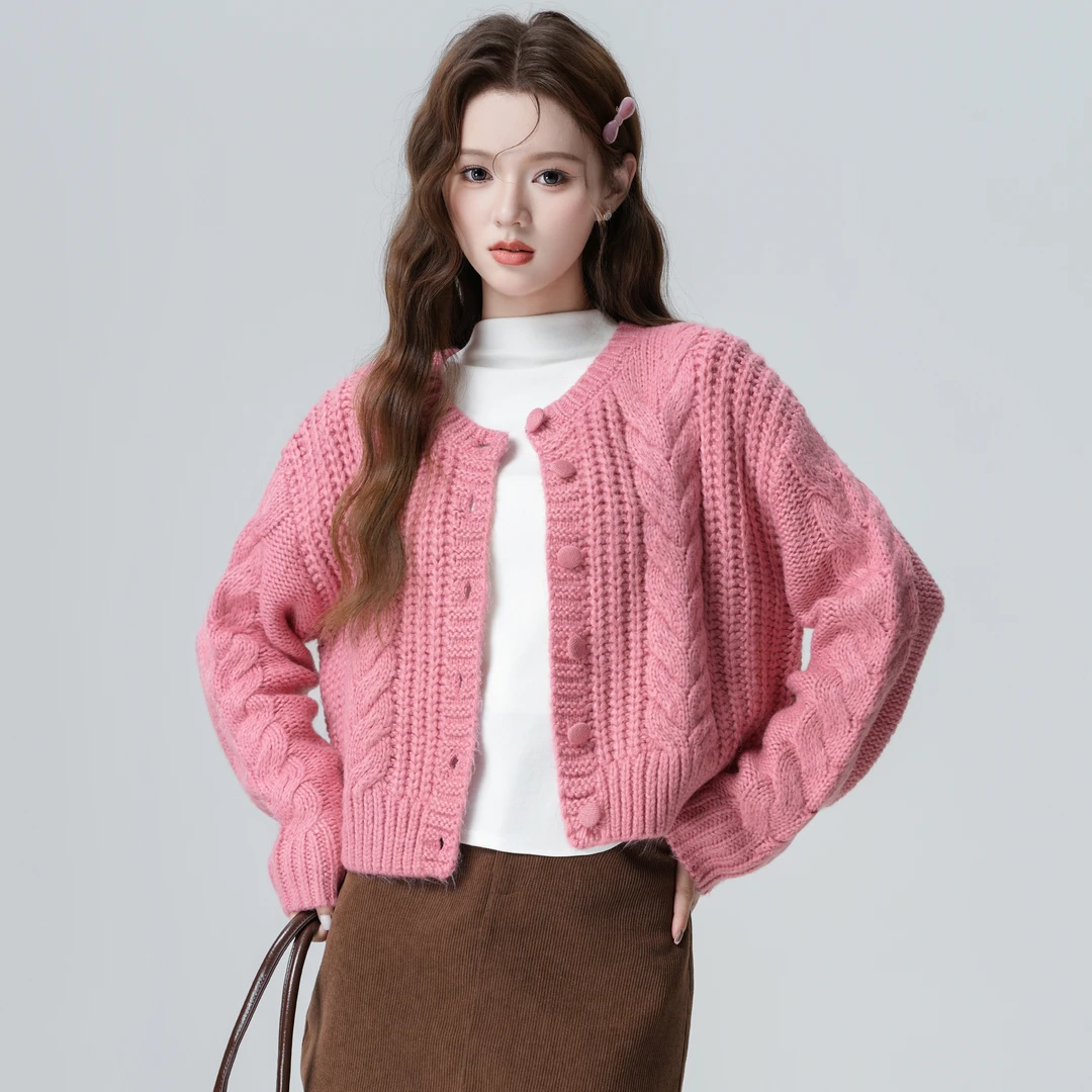 粉色麻花毛衣外套女秋冬2025秋新款温柔宽松加厚针织开衫短款上衣