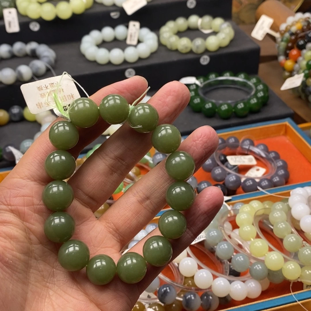 和田玉未镶嵌手链