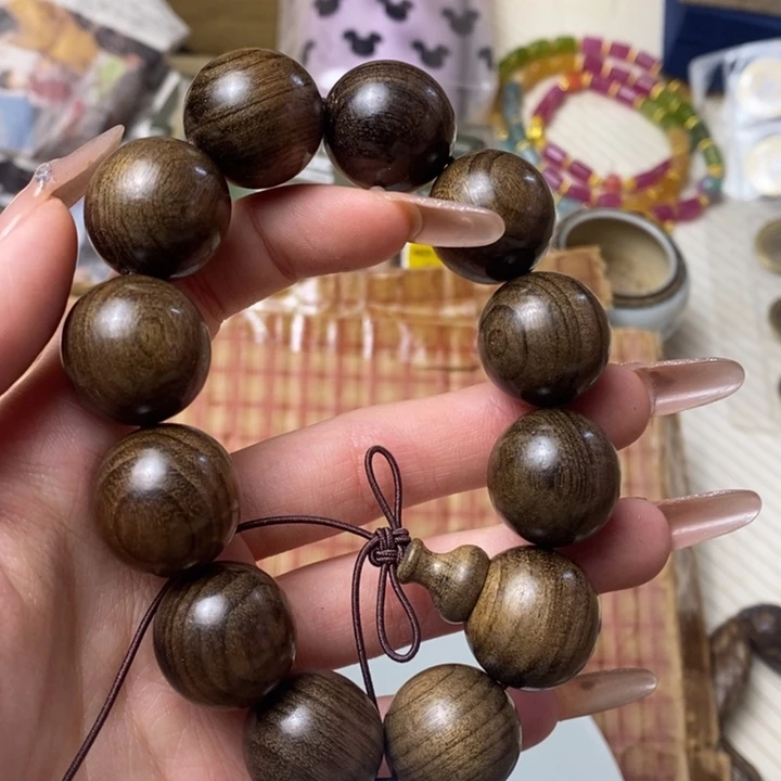 墨***皙香榧木如图所示所拍即所得