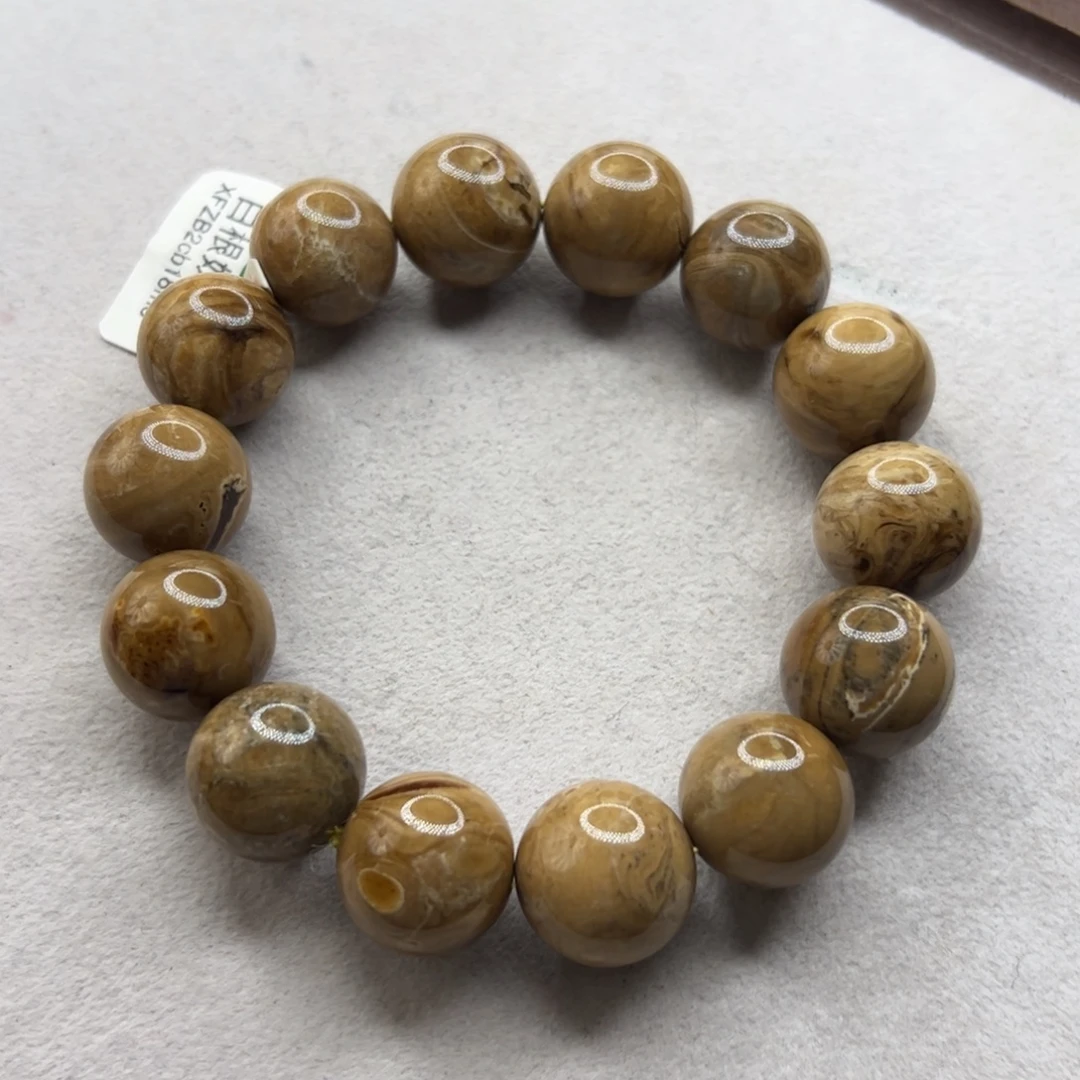 琥珀未镶嵌珠宝奇石16+