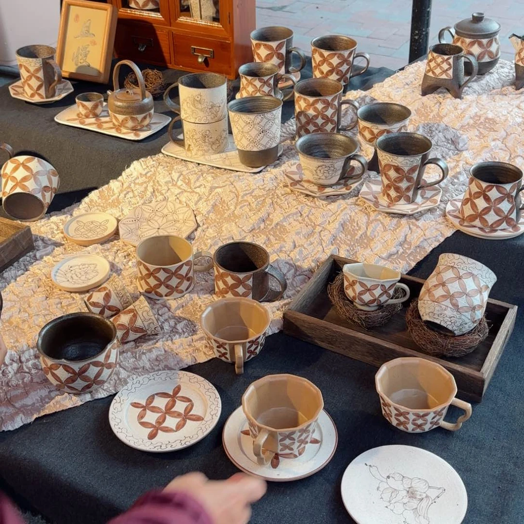 摆件摊位图陶瓷陶瓷陶瓷