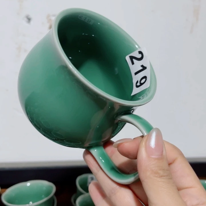 青瓷哈哈哈哈哈哈哈哈