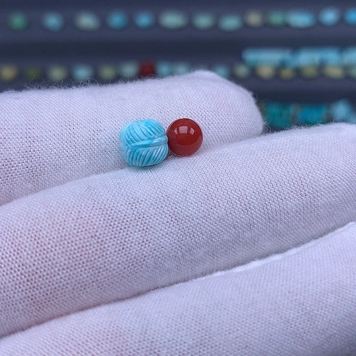 南红玛瑙未镶嵌珠宝奇石