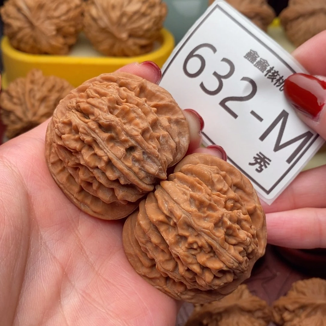 文玩核桃把件汉高楼44