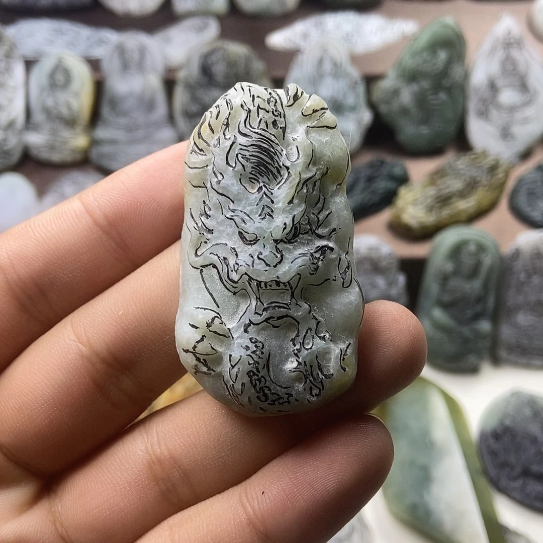 定制翡翠未镶嵌翡翠