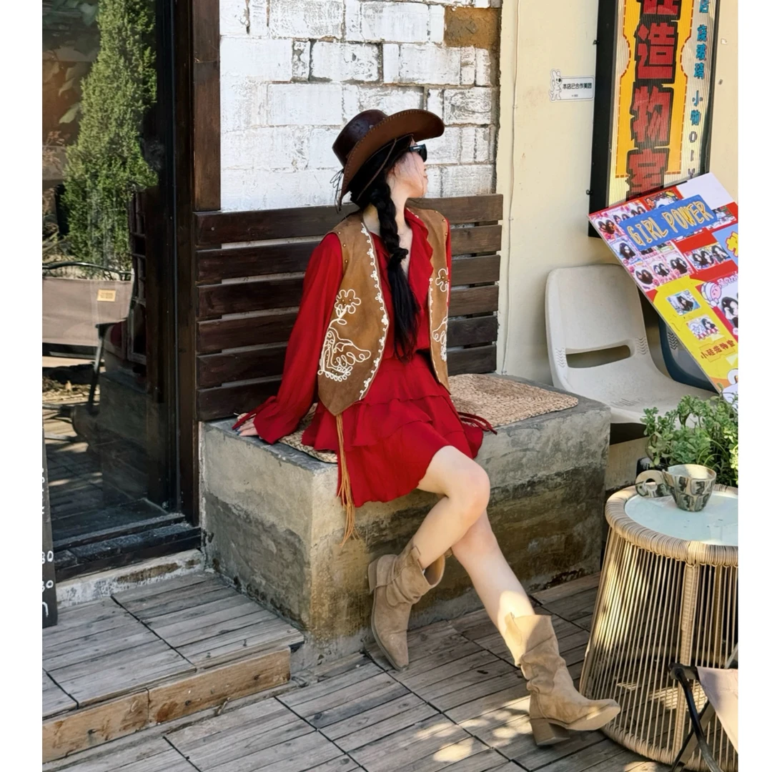 西北新疆沙漠旅行长袖红色荷叶边连衣裙初恋小个子显瘦蛋糕短裙子