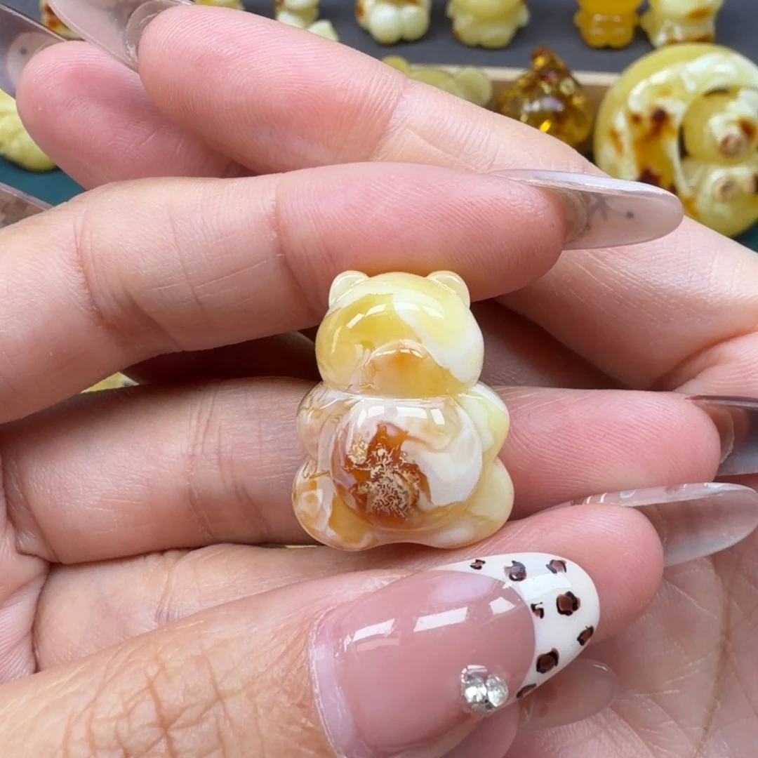 琥珀未镶嵌裸石蜜蜡