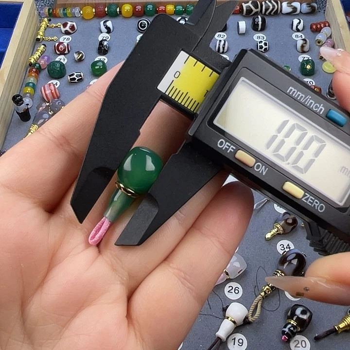 玛瑙/玉髓未镶嵌饰品