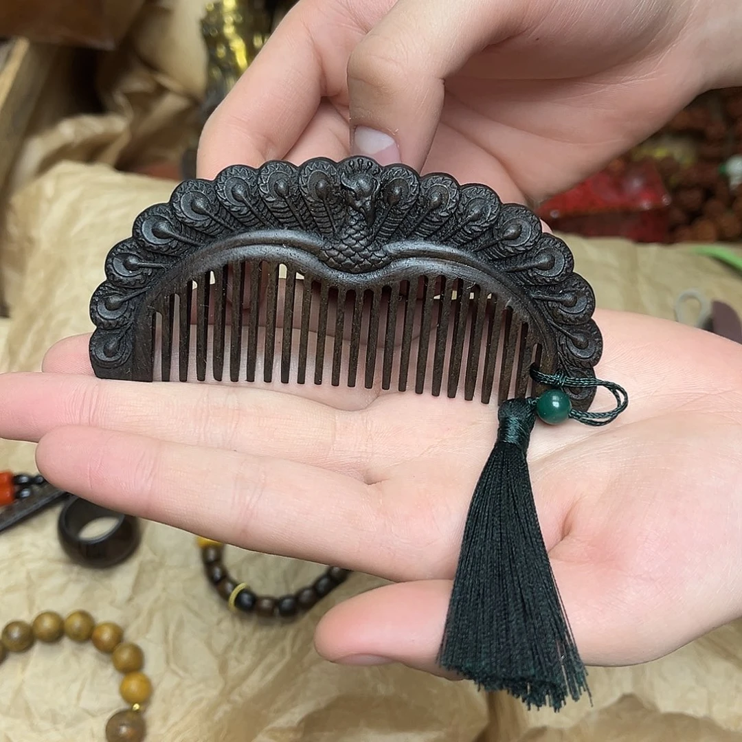 大叶紫檀（黑酸枝木类）