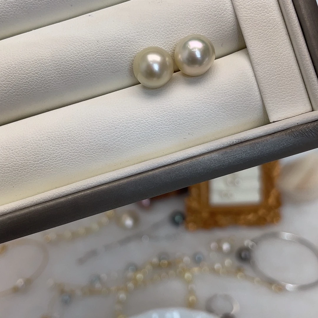 海水珍珠18K金镶嵌耳饰