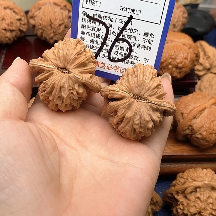 桃核吊坠四座楼狮子头42