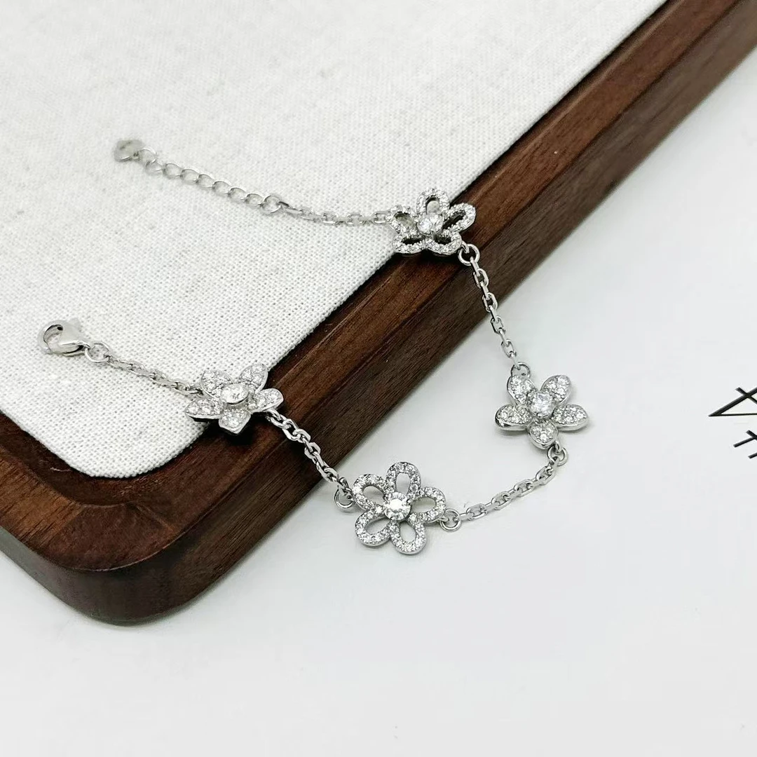 云珑铂金 铂金PT950 繁花手链