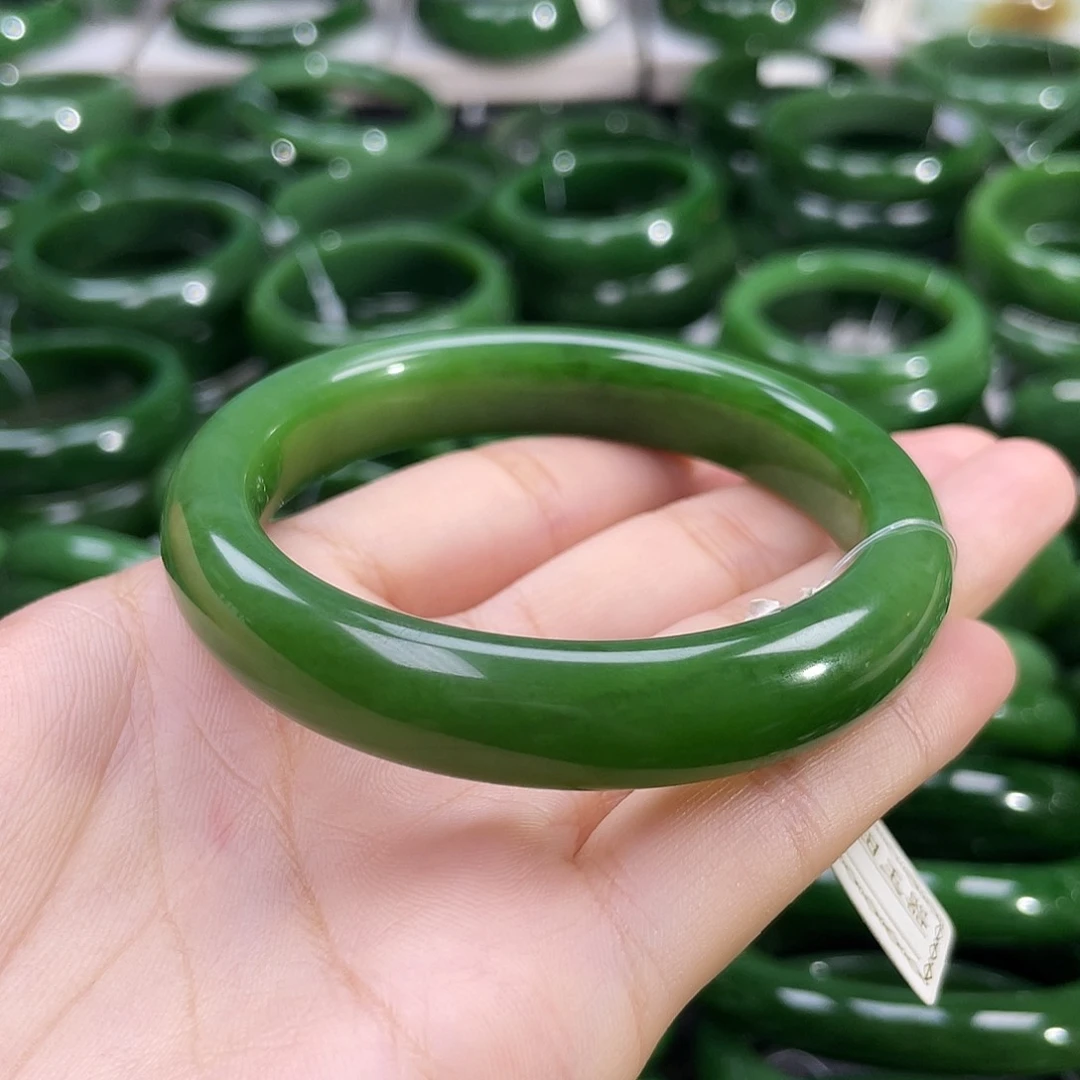 未镶嵌手镯和田玉（碧玉）