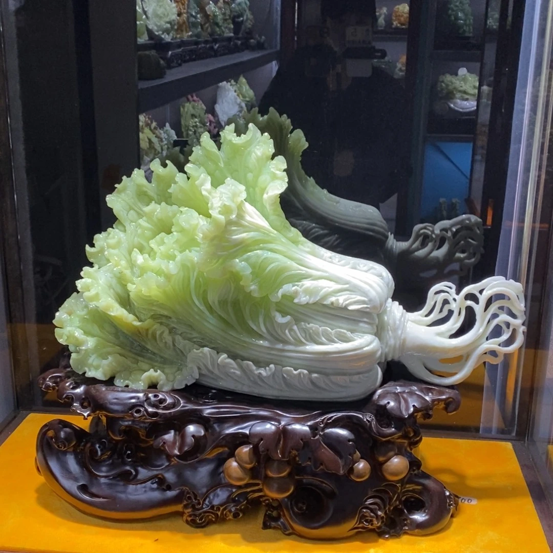 蛇纹石玉未镶嵌珠宝奇石