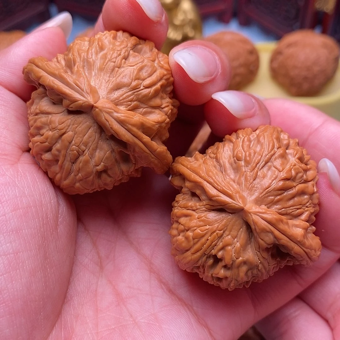 文玩核桃把件毕业球白43全品