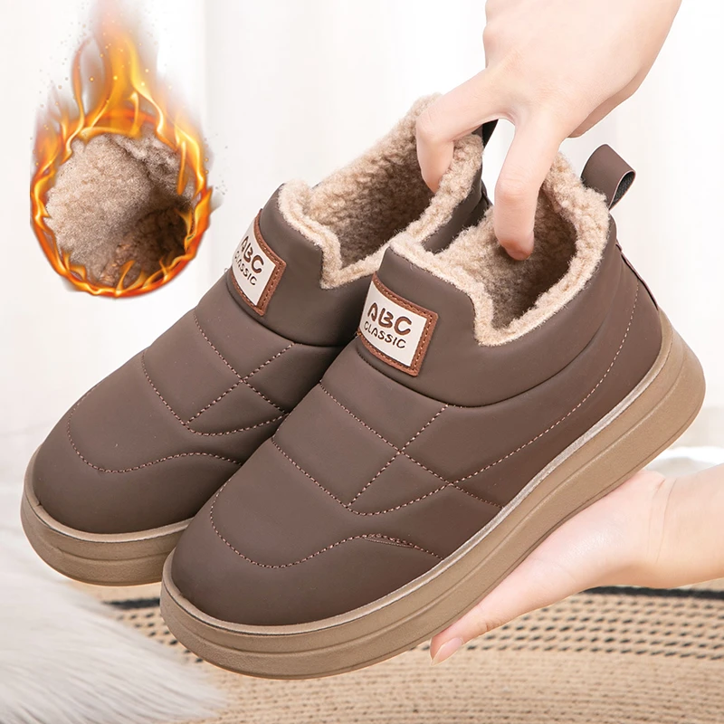 2025冬季新款老北京布鞋女棉鞋加绒加厚保暖舒适妈妈鞋防滑雪地靴