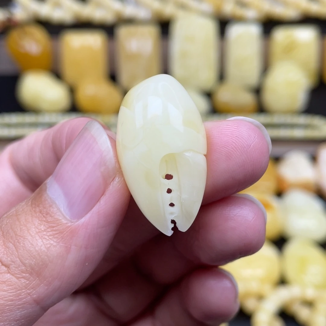 琥珀未镶嵌裸石琥珀蜜蜡