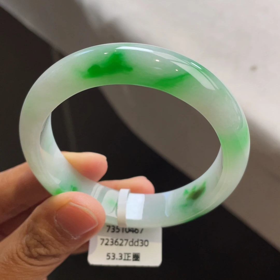 翡翠未镶嵌手镯白底青手镯【强推】