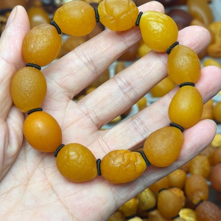 琥珀未镶嵌裸石天然蜜蜡手串