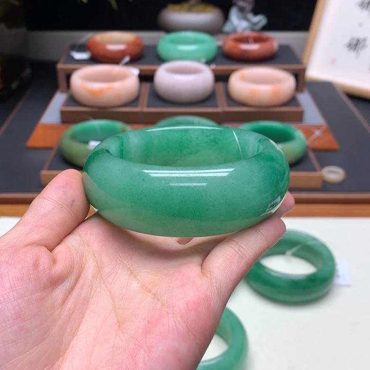 快***生石英质玉（非洲翠）合金佘太翠