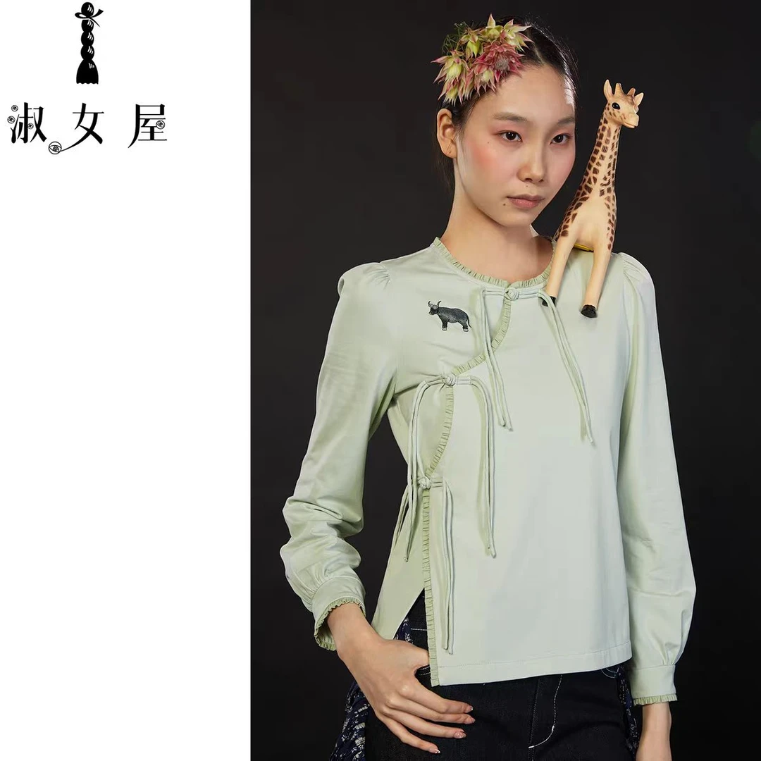 淑女屋官方旗舰店乌兰巴托草原乌兰巴托。小牛新中式t恤