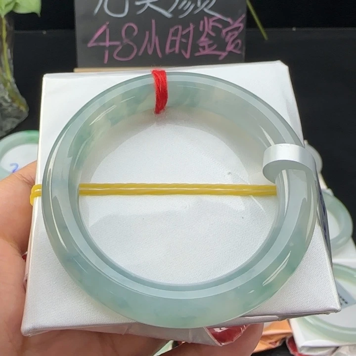 未镶嵌手镯翡翠翡翠手镯