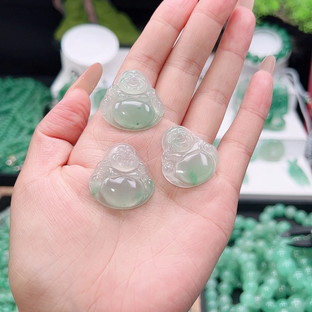 石英质玉(非洲翠)未镶嵌吊坠(赠链)