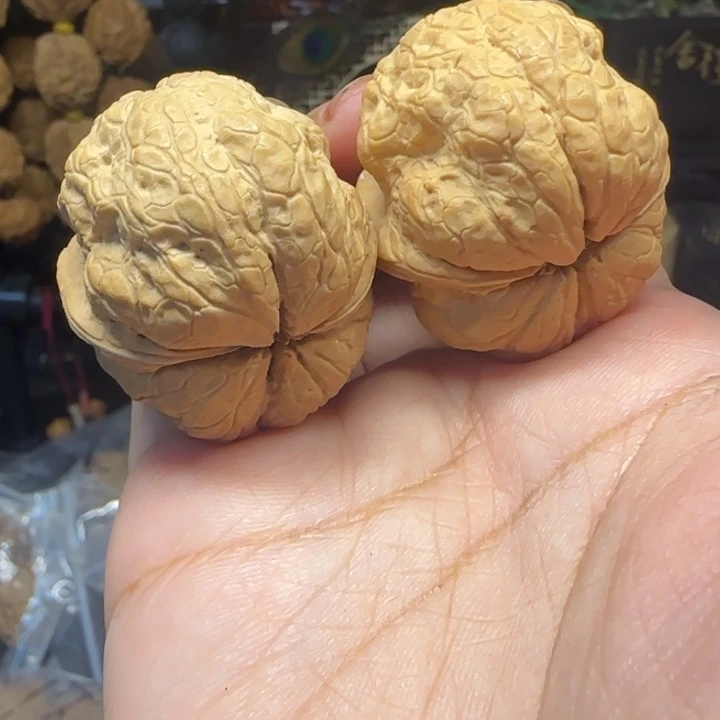 一***猫吊坠文玩核桃老树聚宝蟾疙瘩包40