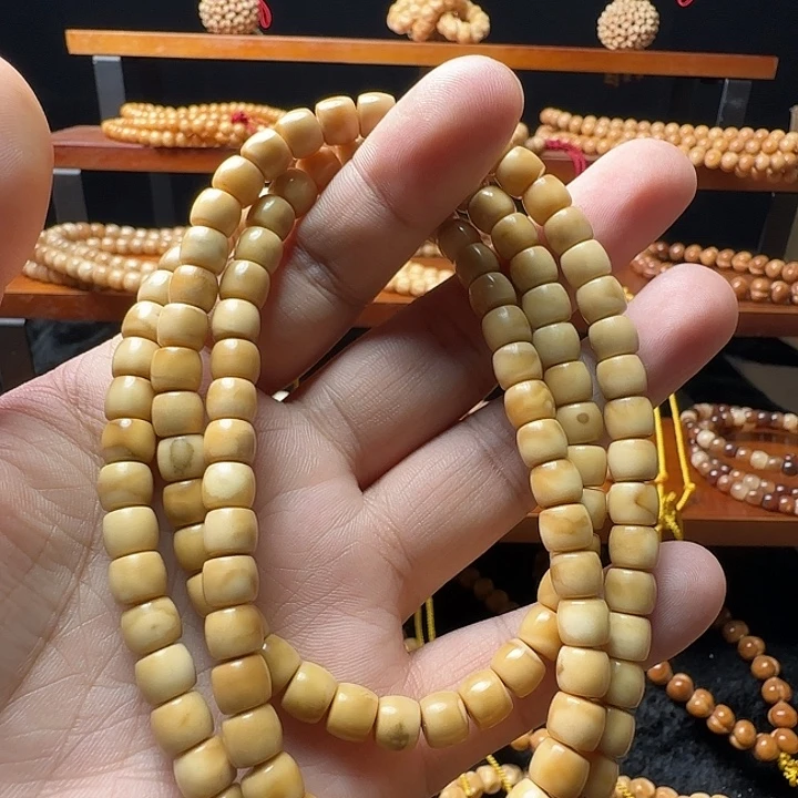 龙脊菩提手串十年老料腰花卡7