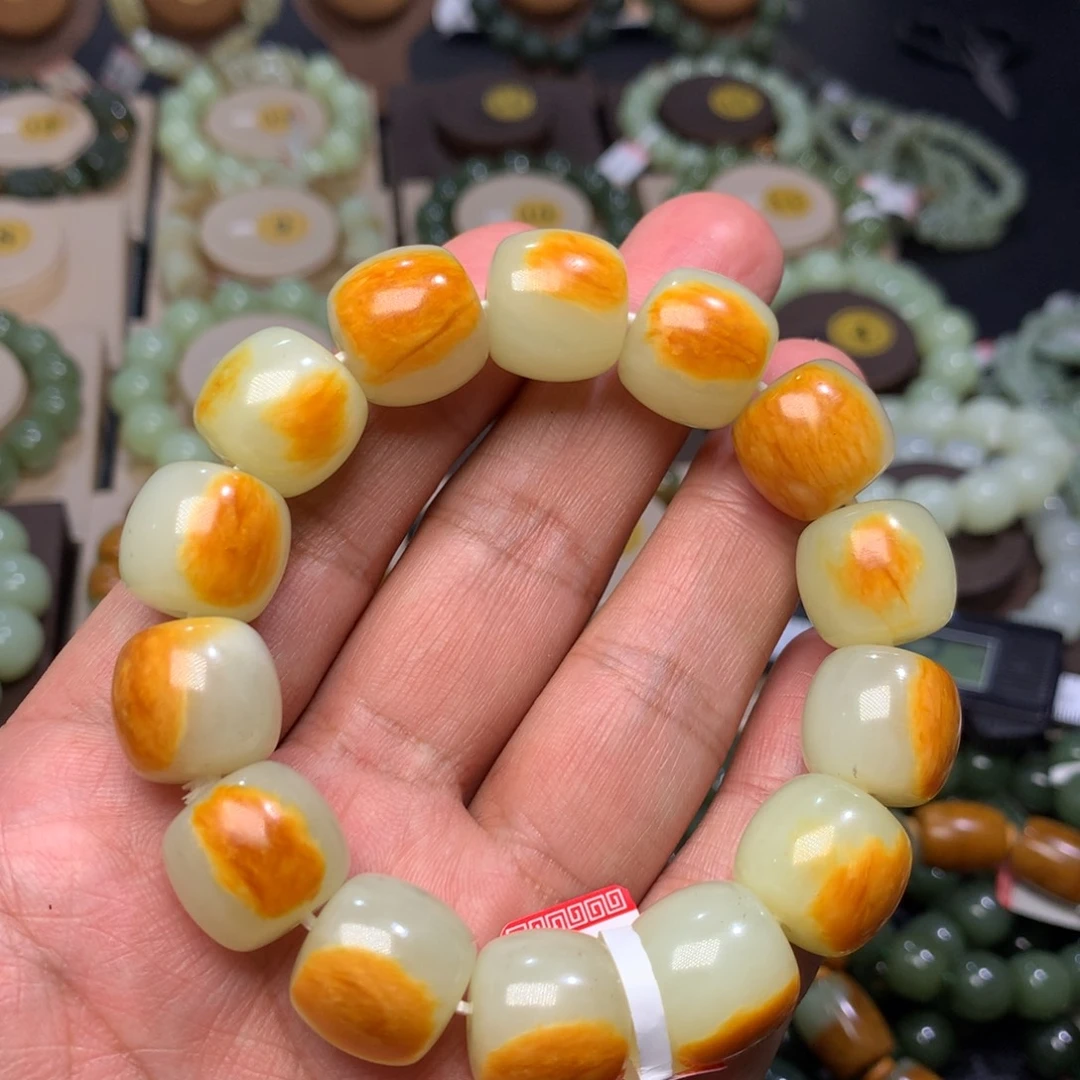 透闪石质玉手链未镶嵌优****6