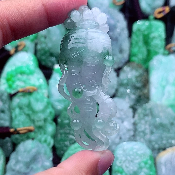 翡翠未镶嵌吊坠(不含链)