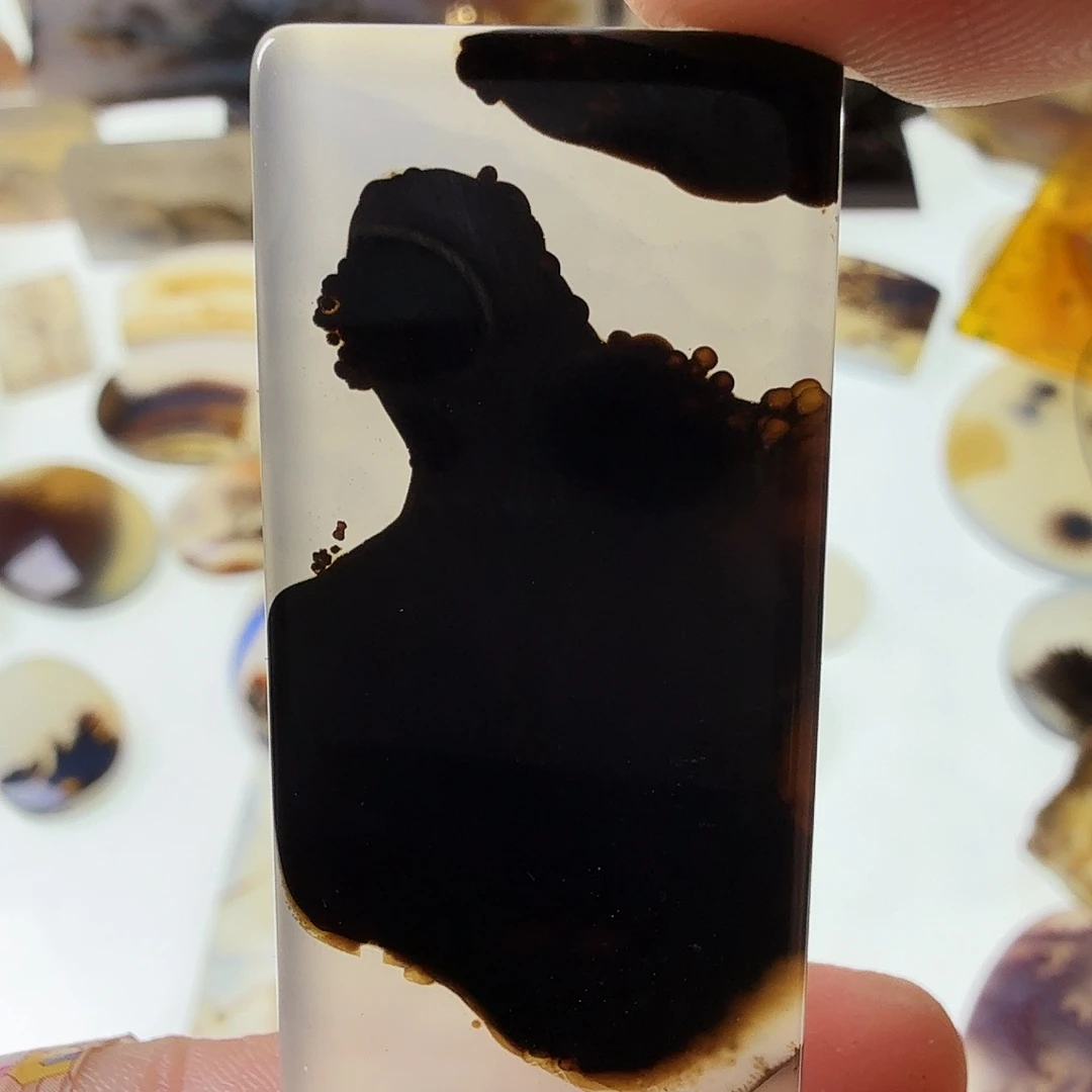 玛瑙/玉髓未镶嵌珠宝半成品