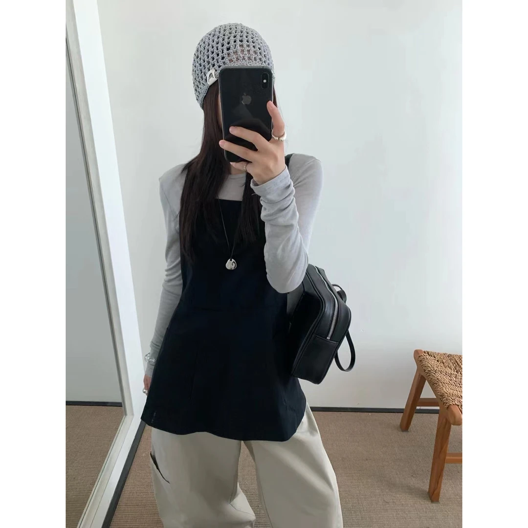 两颗桃 “曼城旧事”韩系简约设计感后绑带马甲上衣