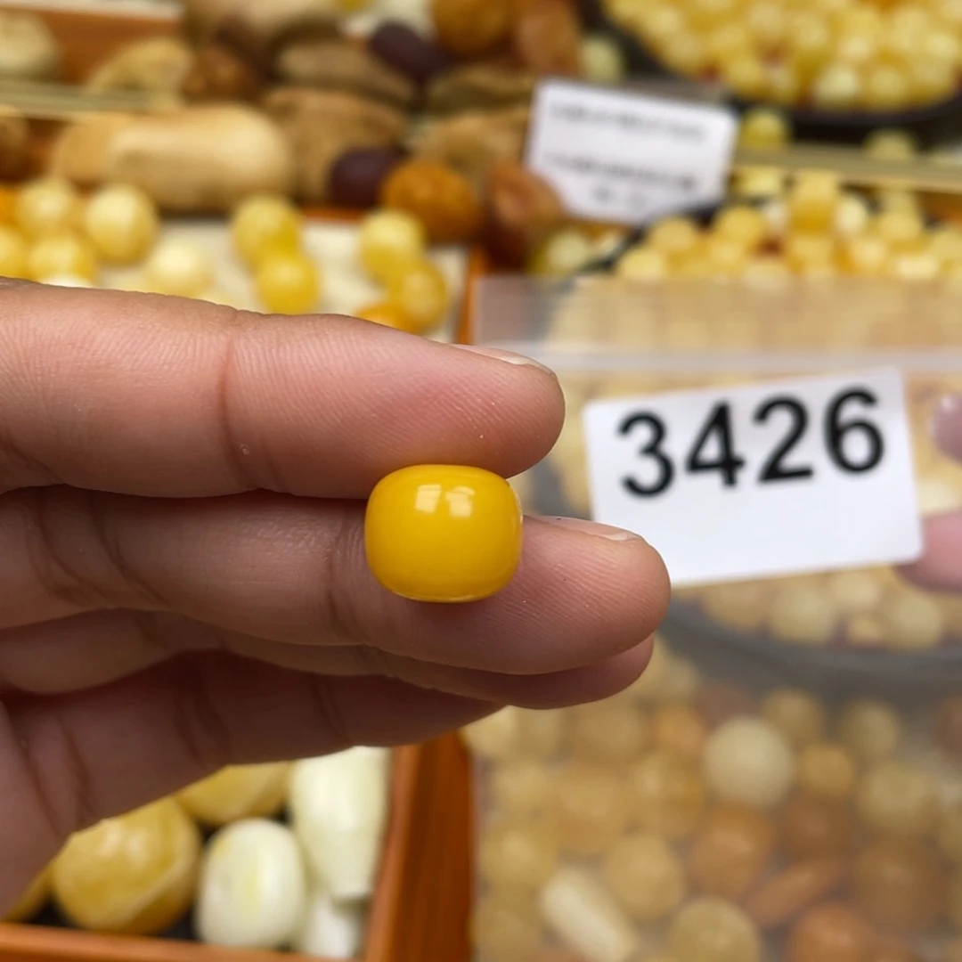 琥珀珠宝奇石未镶嵌12.4 一颗粉