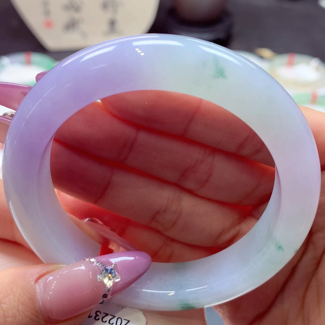 翡翠手镯未镶嵌泥鳅背47号66