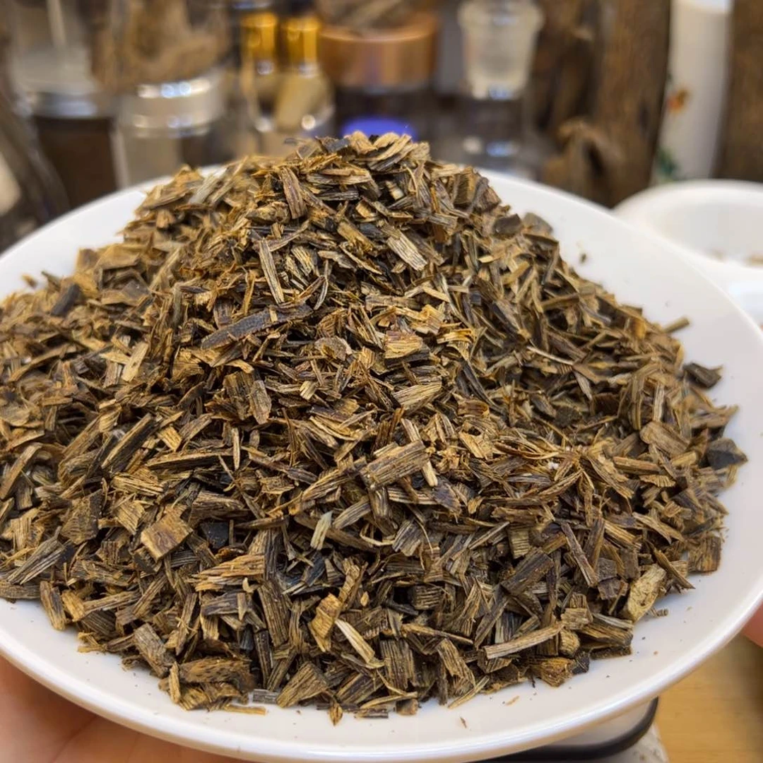 沉香木摆件浩*奇楠沉香金沙叶碎料50克