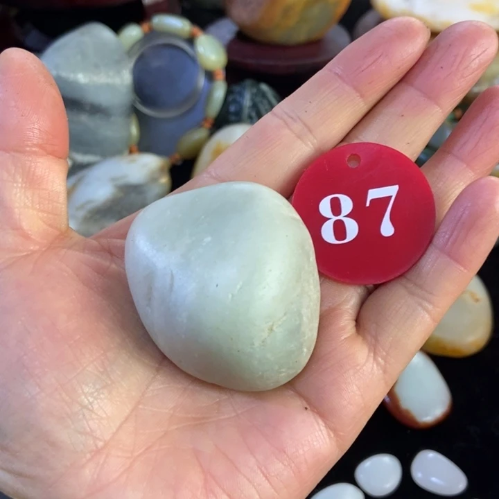 和田玉（糖玉）未镶嵌挂件