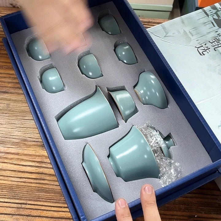 孤品茶具套装等。