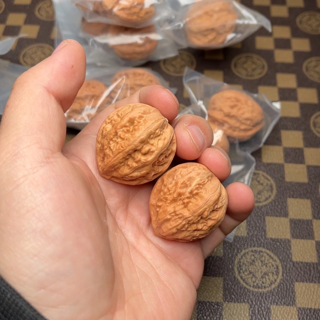 文玩核桃把件56000000000