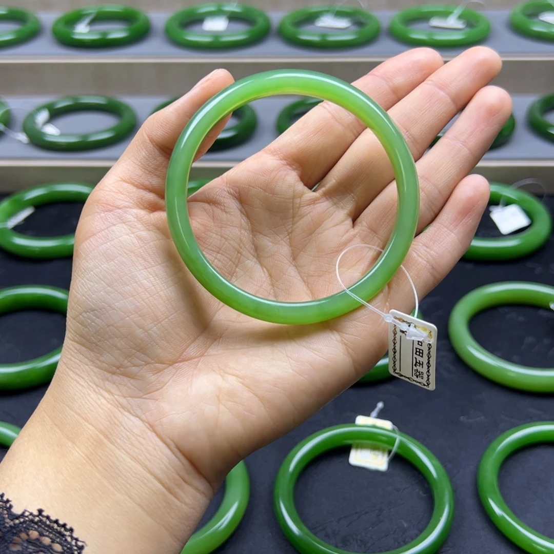 和田玉（碧玉）未镶嵌手镯60+冰底