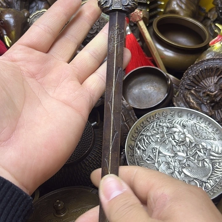 诚信经营精美铜器