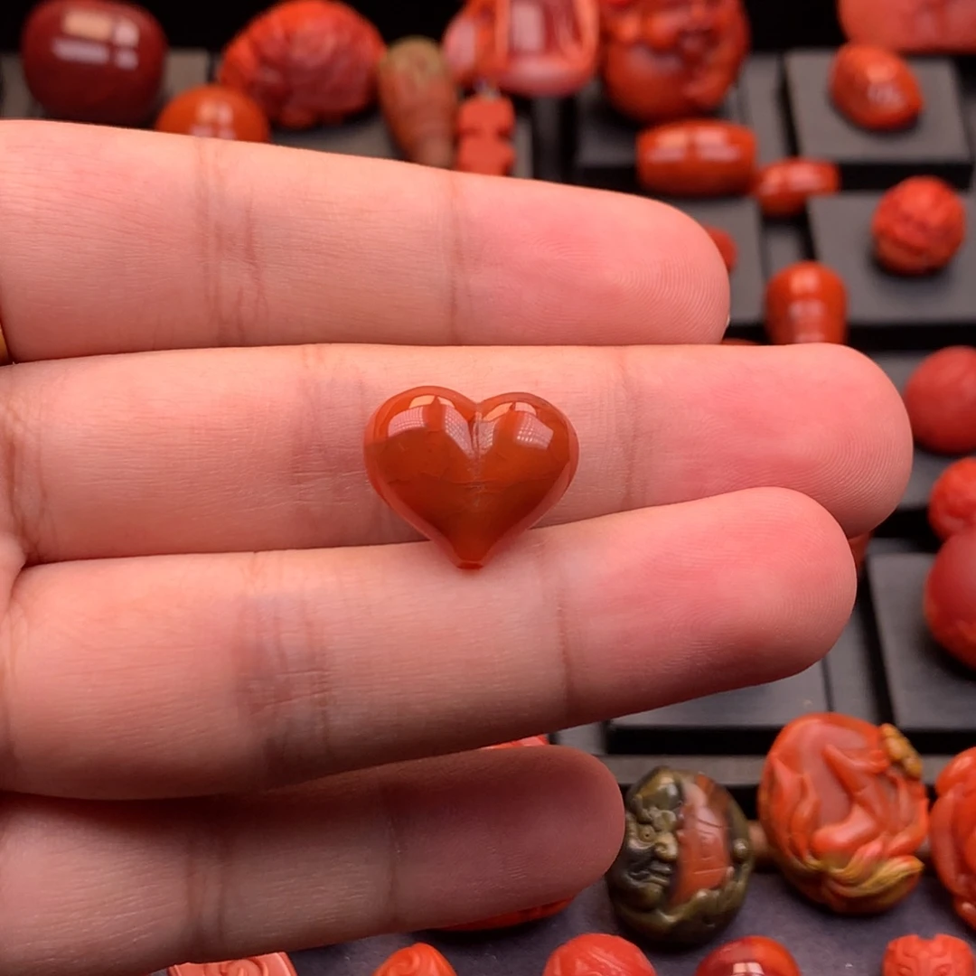 南红玛瑙未镶嵌南红川料原矿屁桃18mm