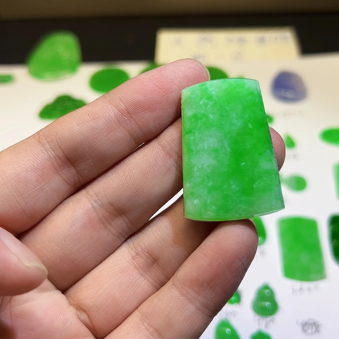 裸石翡翠天然缅甸A货翡翠